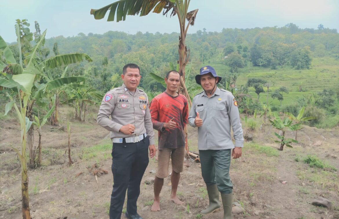 ​Sinergi Satlantas Polres Kuningan dan Dinas Pertanian Pantau Pertumbuhan Jagung di Desa Cibulan