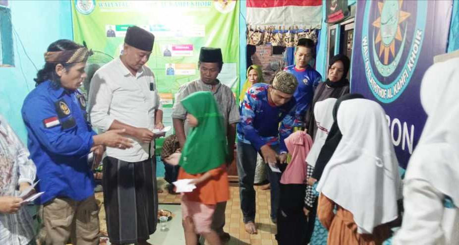 Santunan Anak Yatim dan Yatim Piatu Warnai Peringatan Tahun Baru Islam di Yayasan Walyatalaththof Al Kahfi Khoir