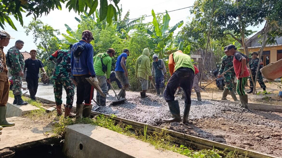 Pra TMMD Ke-129 Kodim 0620/Kabupaten Cirebon Terus Berjalan, Progres Rabat Beton Capai 27 Persen